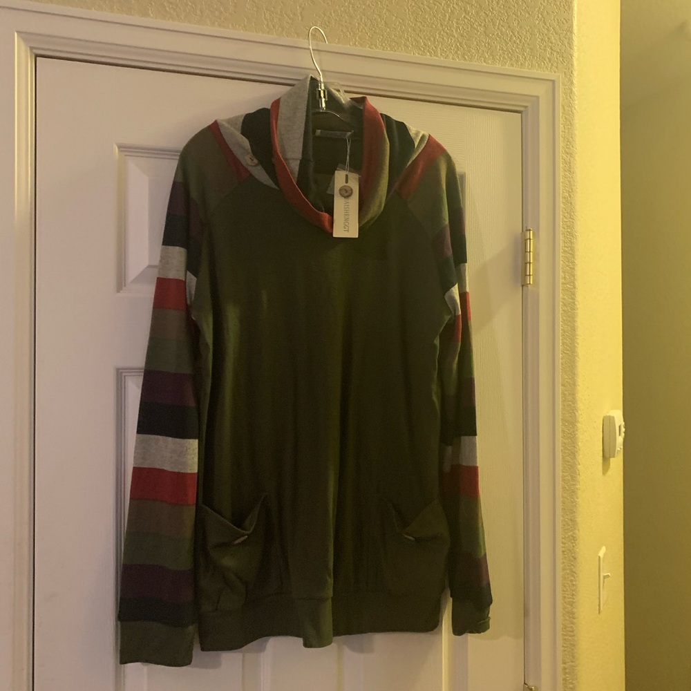 NWT Striped Turtleneck XL